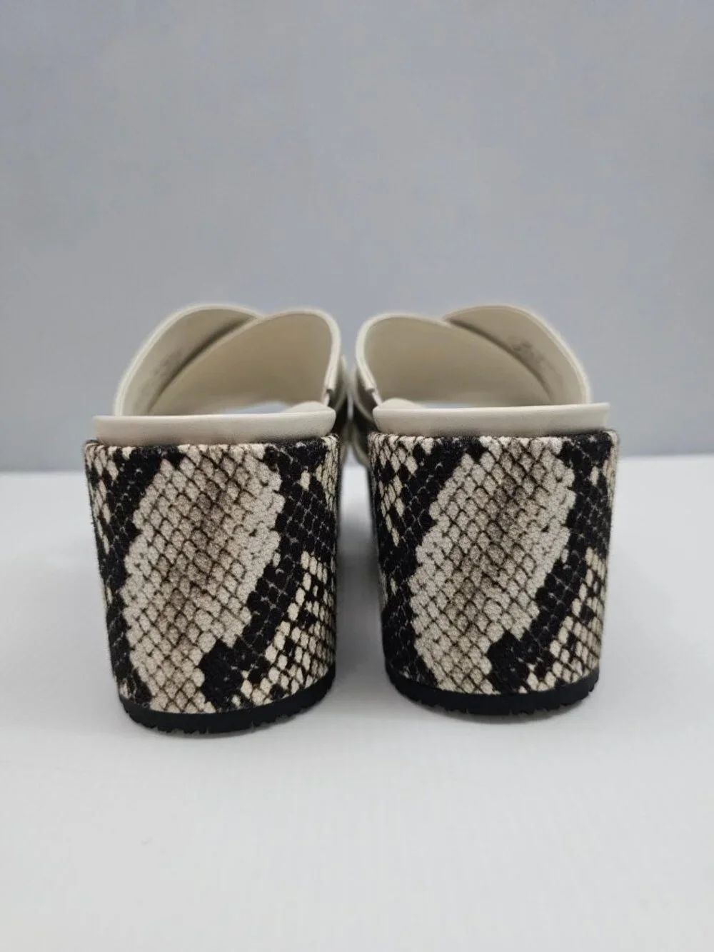 Vionic Dawn Wedge Slide Sandals Womens 9 Cream Leather Snake Print Platform